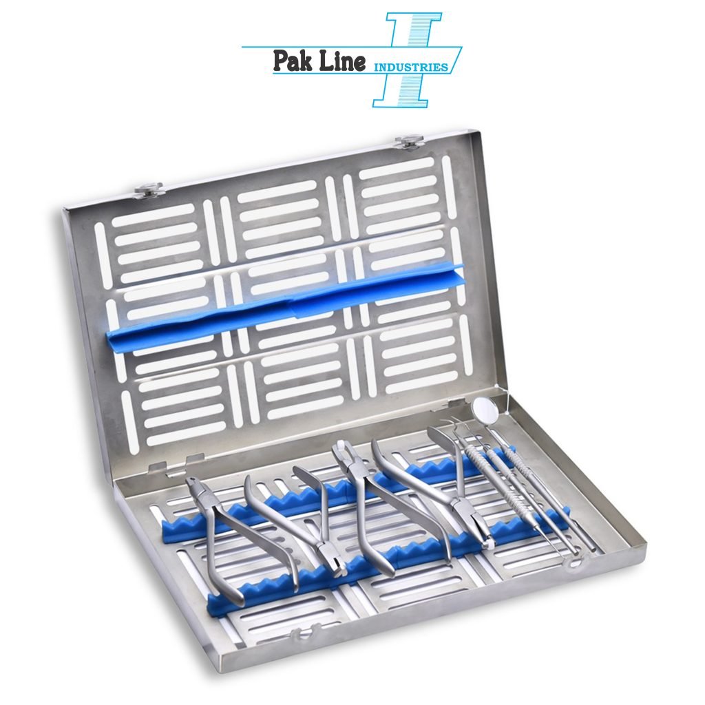 Orthodontic debonding and debanding plier set